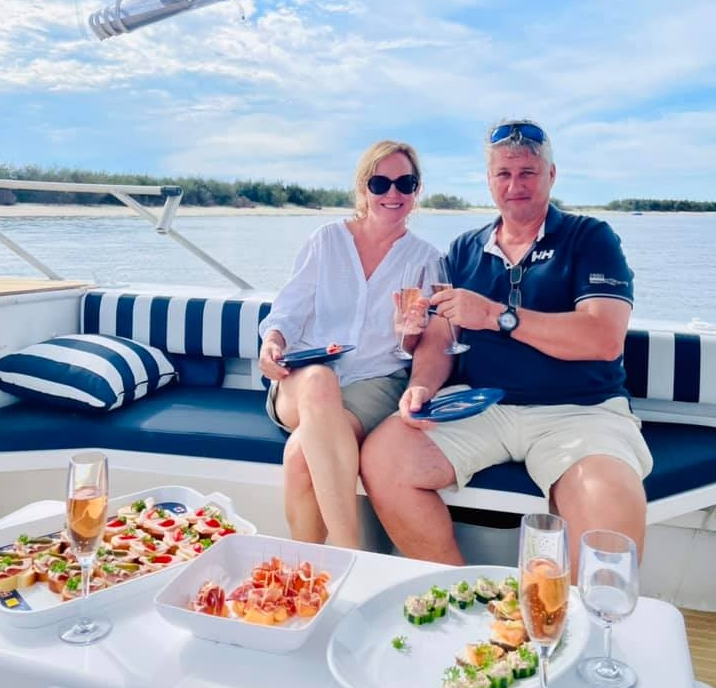 PRIVATE Broadwater Charter - Custom Pickup Location - Up to 12 guests - hourly rate