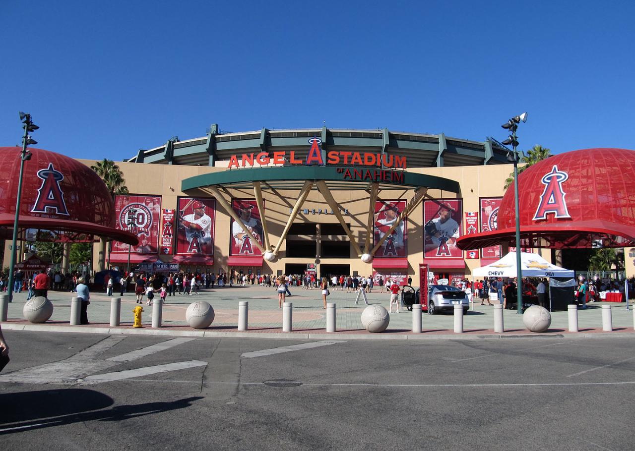 Los Angeles Angels of Anaheim at Angel Stadium