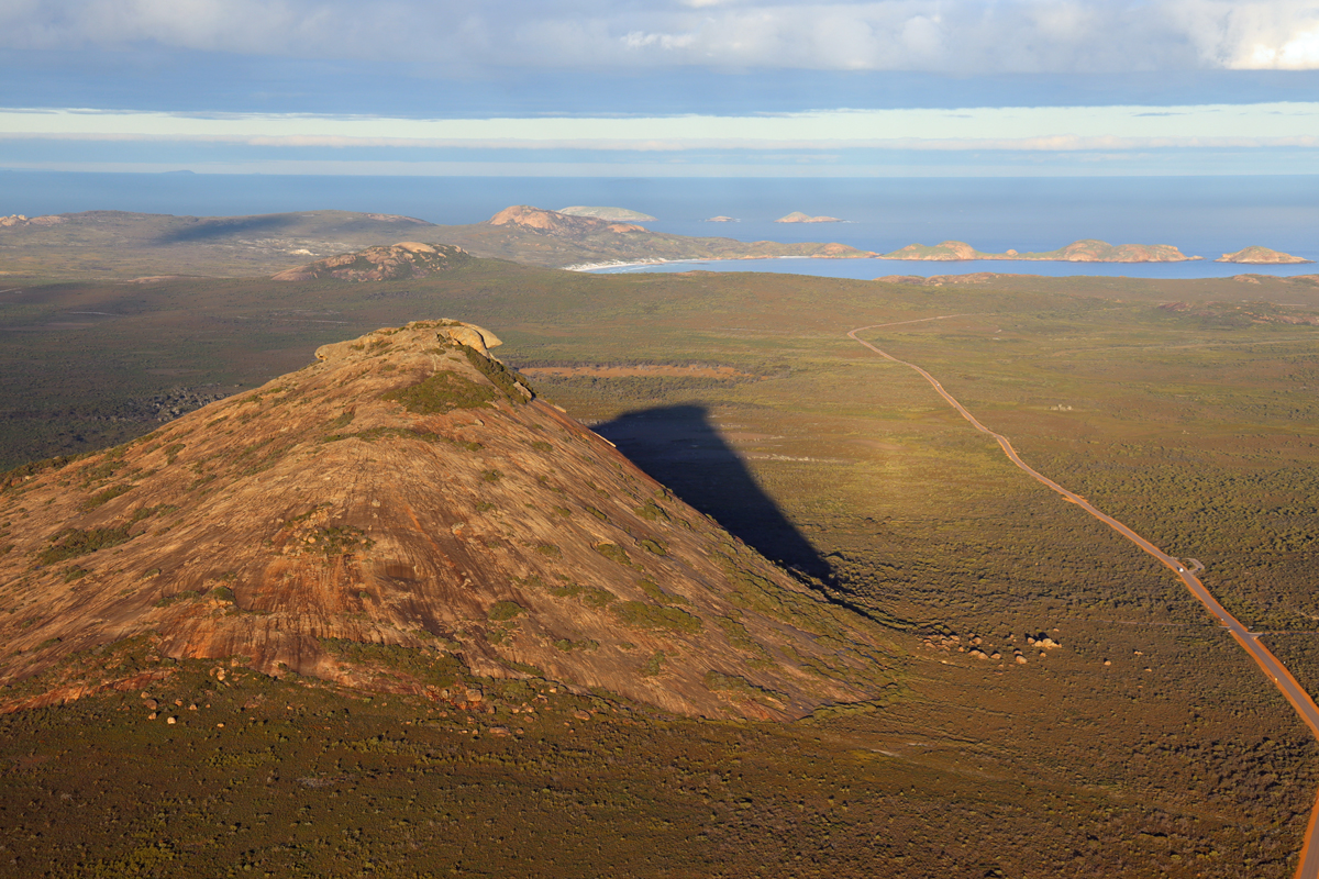 F1 - Pink Lakes and Lucky Bay
