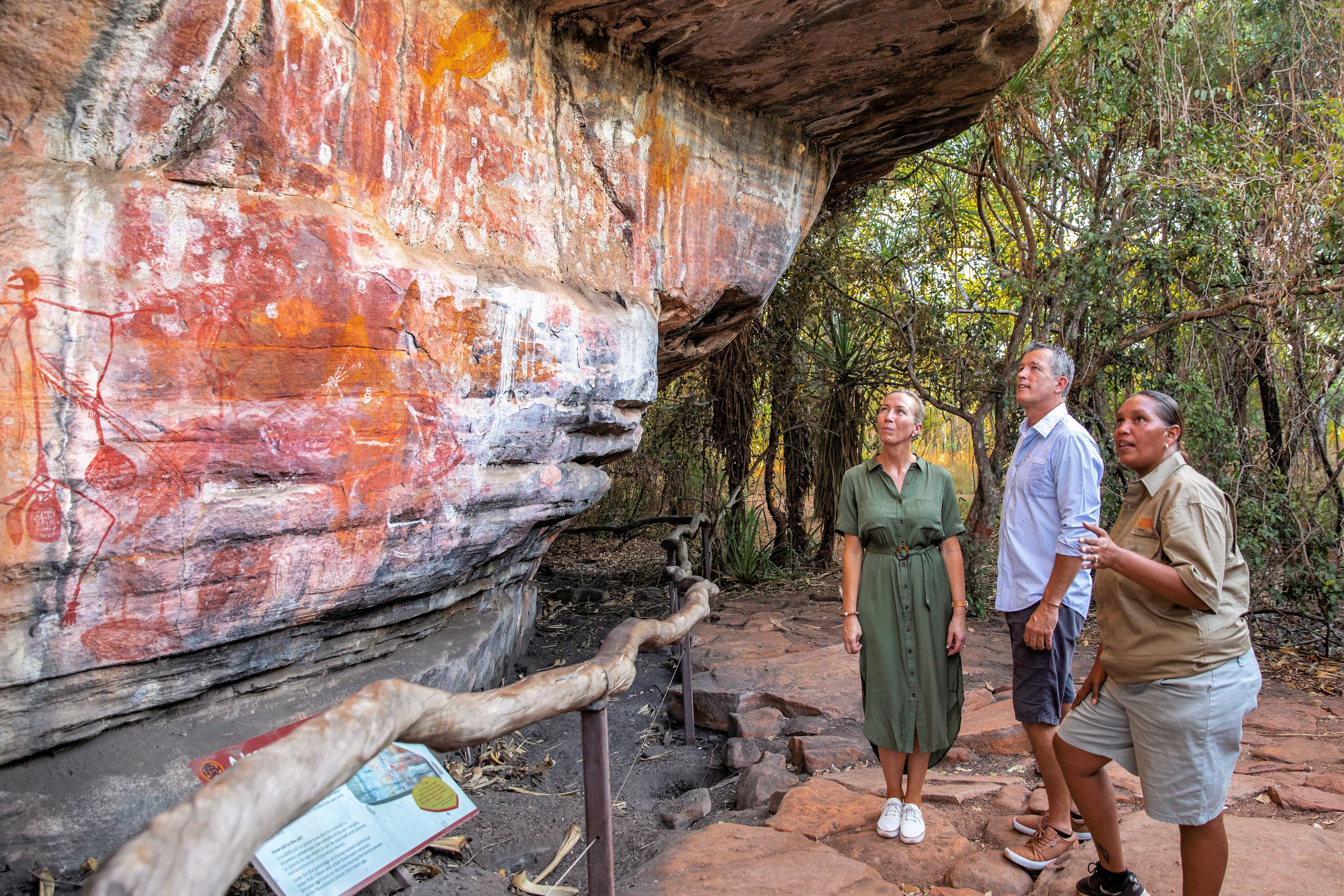 4-Day Kakadu and Katherine Experience Tour from Darwin (Twin Share Room): Kakadu National Park | Bowali Visitor Centre | Guluyambi Cultural Cruise | Ubirr Rock 