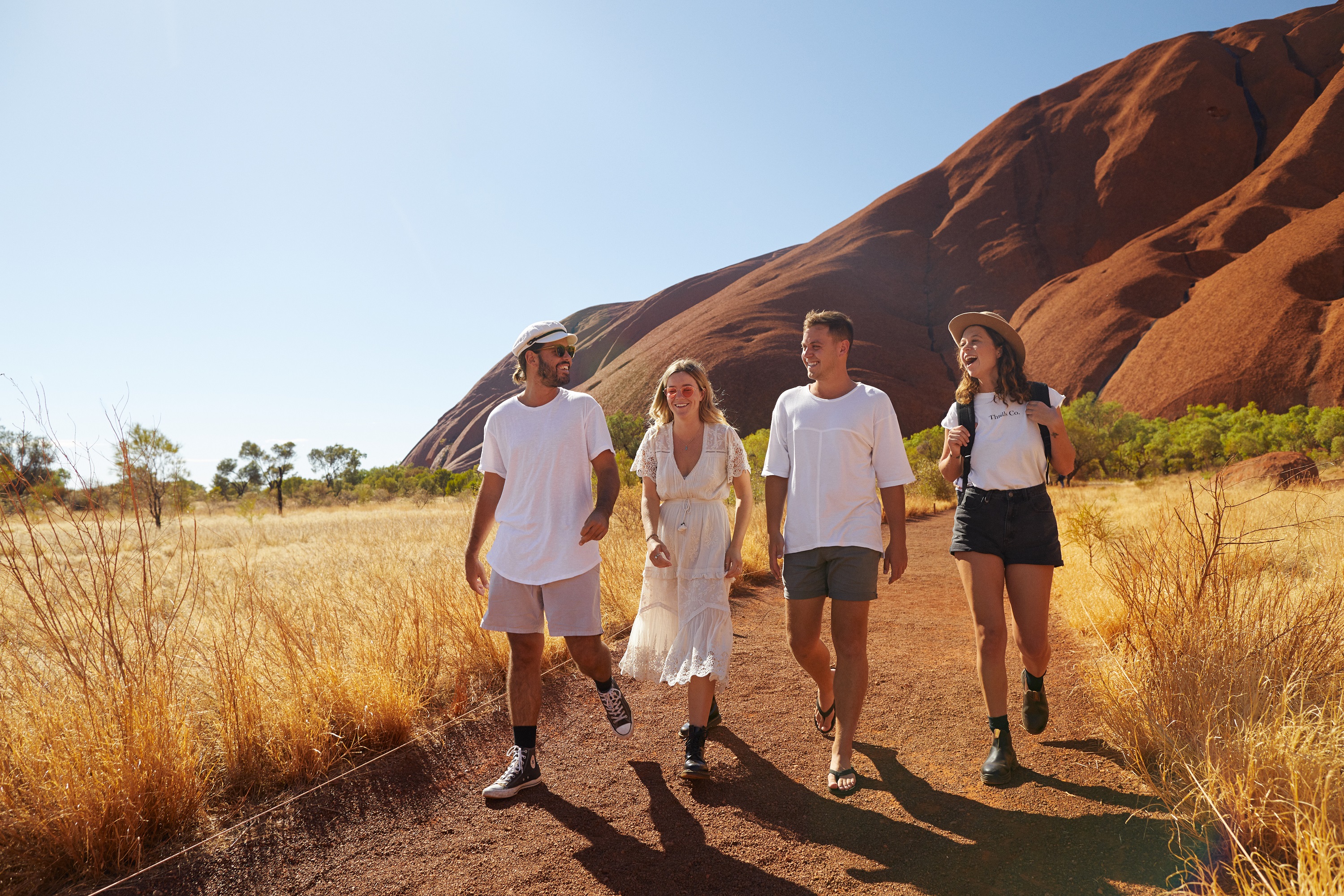  4 Day Red Centre to West MacDonnell from Alice Springs( Basic Swag): Uluru | Kata Tjuta | Kings Canyon | West MacDonnell Ranges | Standley Chasm | 
