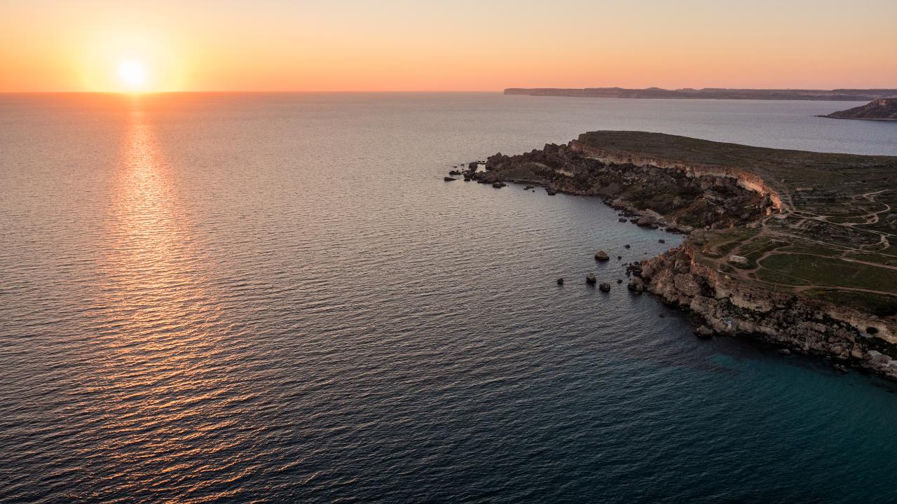 Malta : Private Sunset Cruise with aperitif