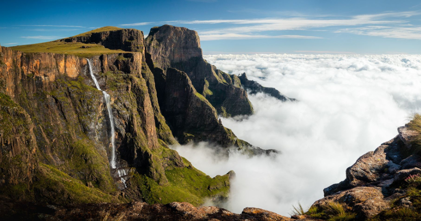 ATTRAVERSARE IL DRAGO: TREKKING LUNGO IL DRAKENSBERG - SUDAFRICA E LESOTHO