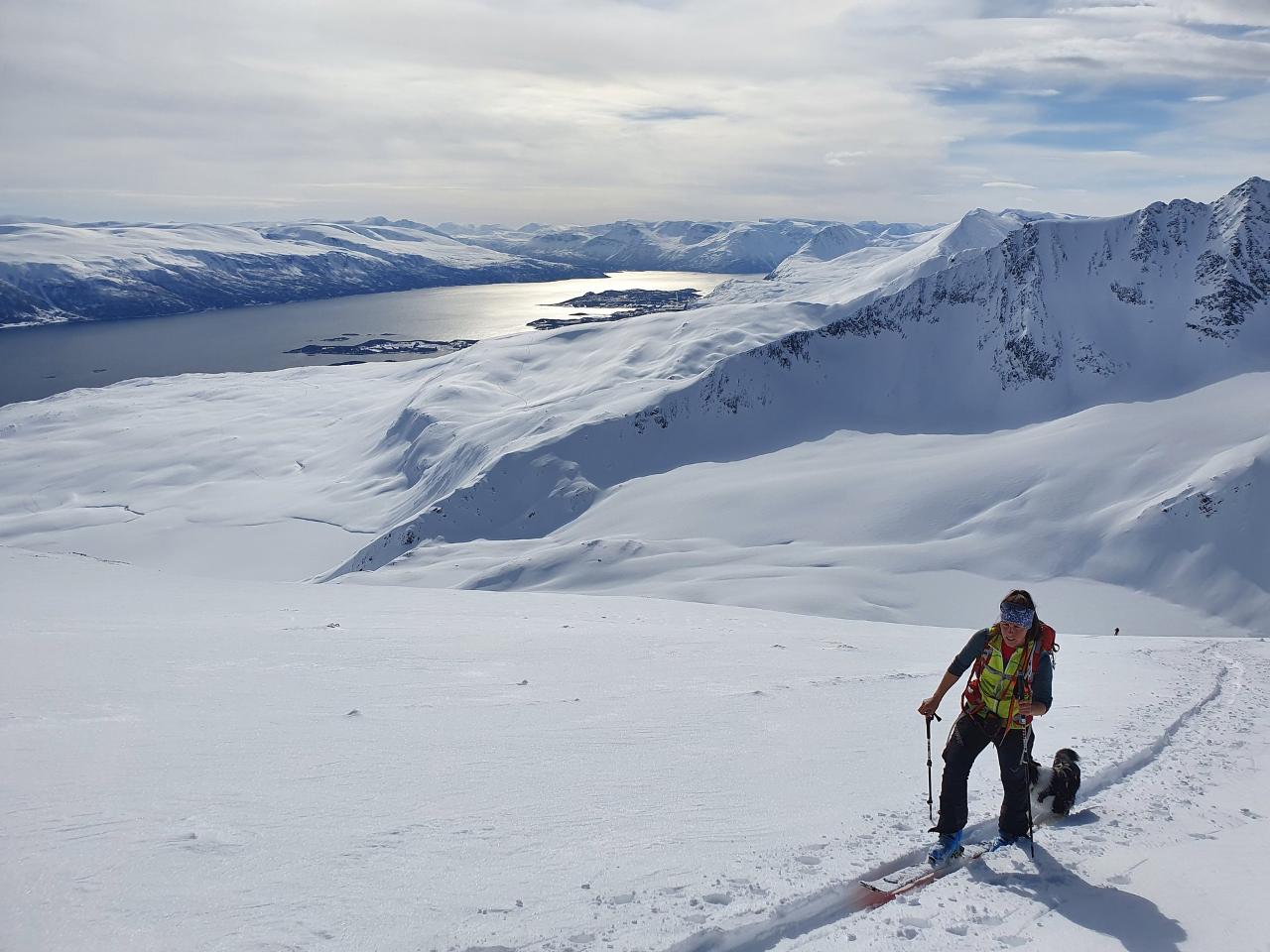 Skiing Lyngen Fjord: Ski-Touring Guided trip