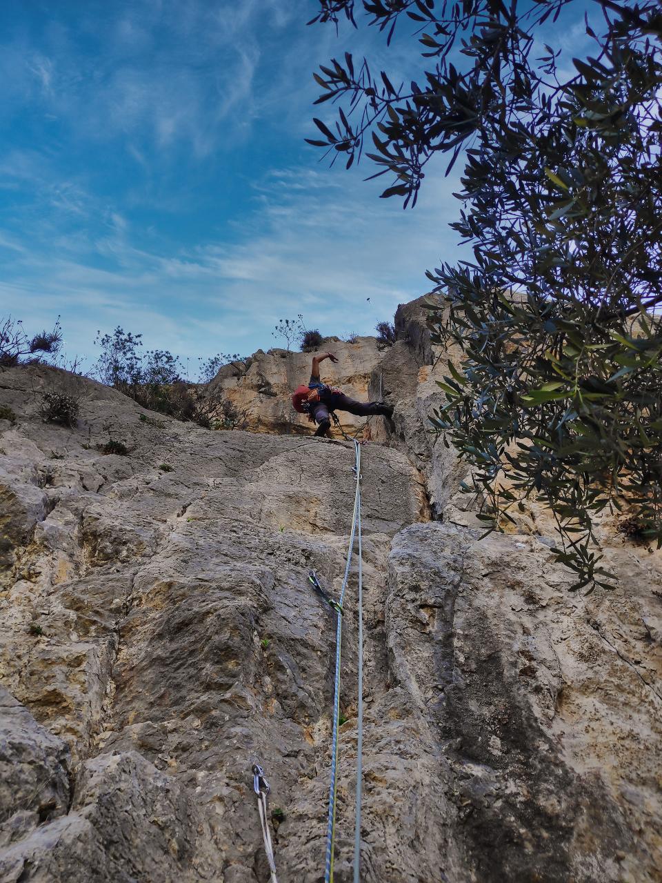 Finale Ligure FINALE LIGURE MULTIPITCH CLIMBING COURSE MapoTapo