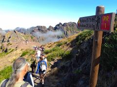 Pico do Areeiro - Pico Ruivo  -  Achada do Teixeira (Mountain Walk)