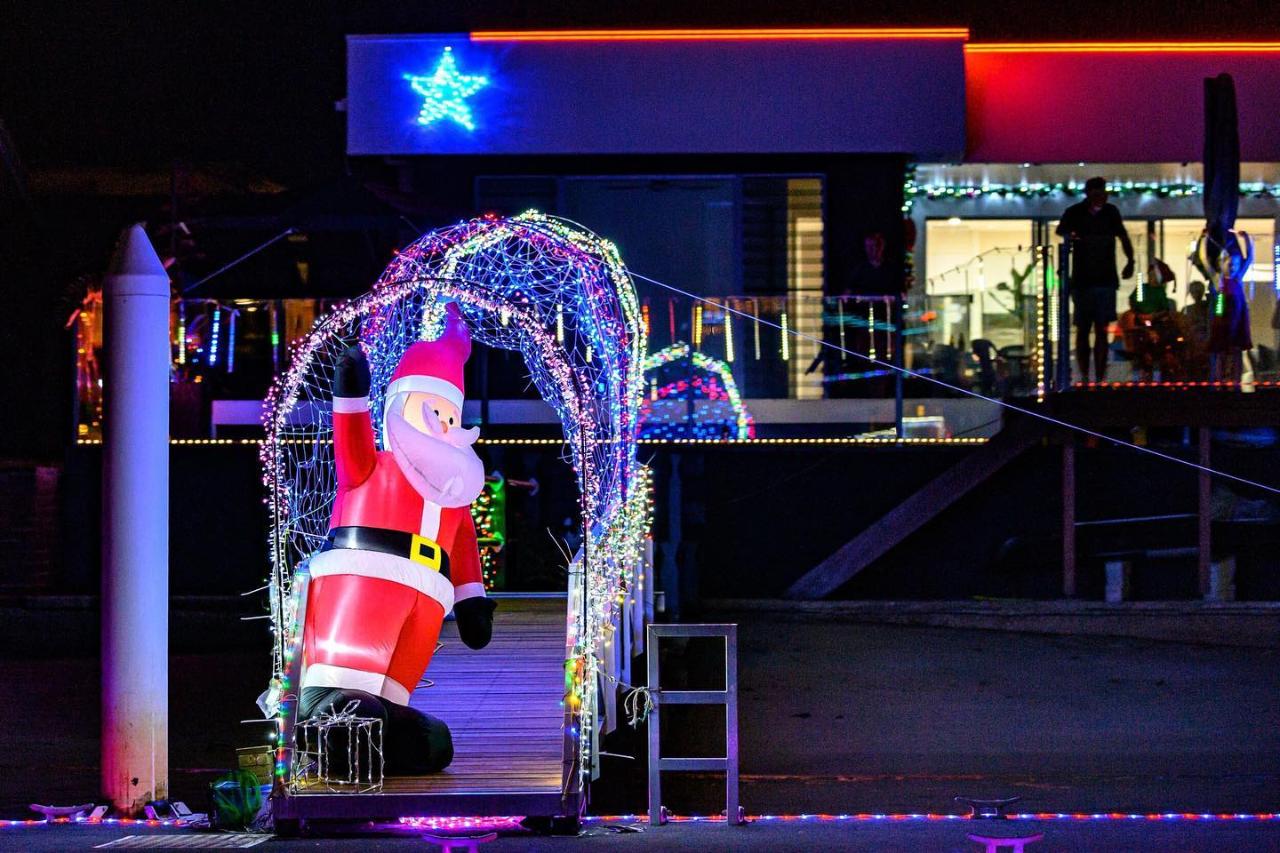 Mooloolaba Canal Christmas Lights Tour Adventure Rafting Reservations