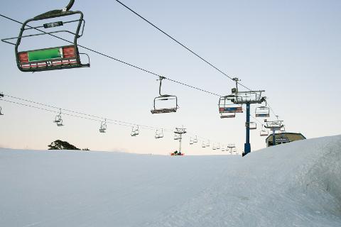 Mt_Buller_Chairlift___AdStk_341715529_small