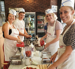 Expats in Rome Pasta & Tiramisu Making Class