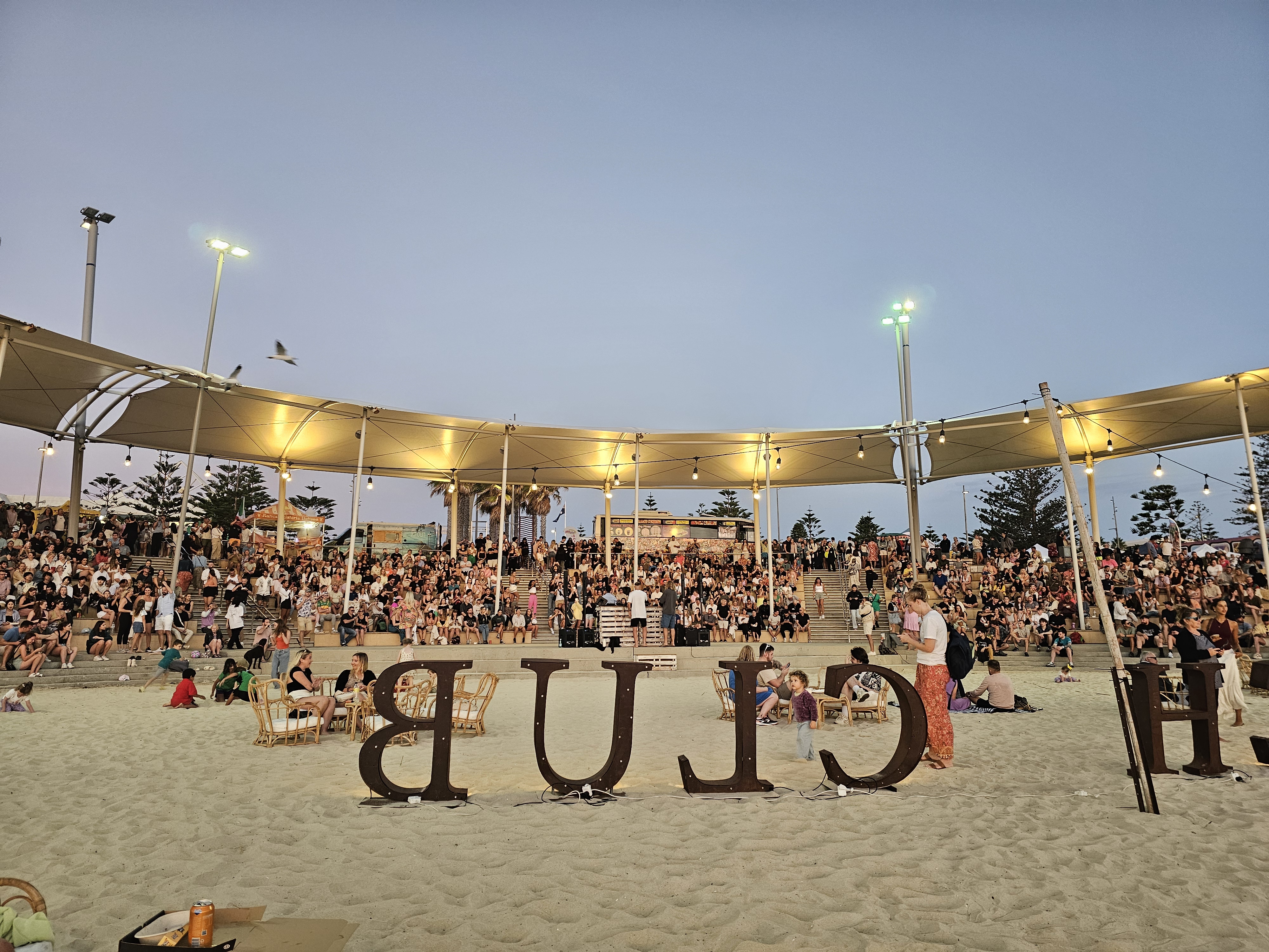 Premium Jumping Crocodile Tour & Litchfield National Park, 4WD 4-6 guests only, with lunch