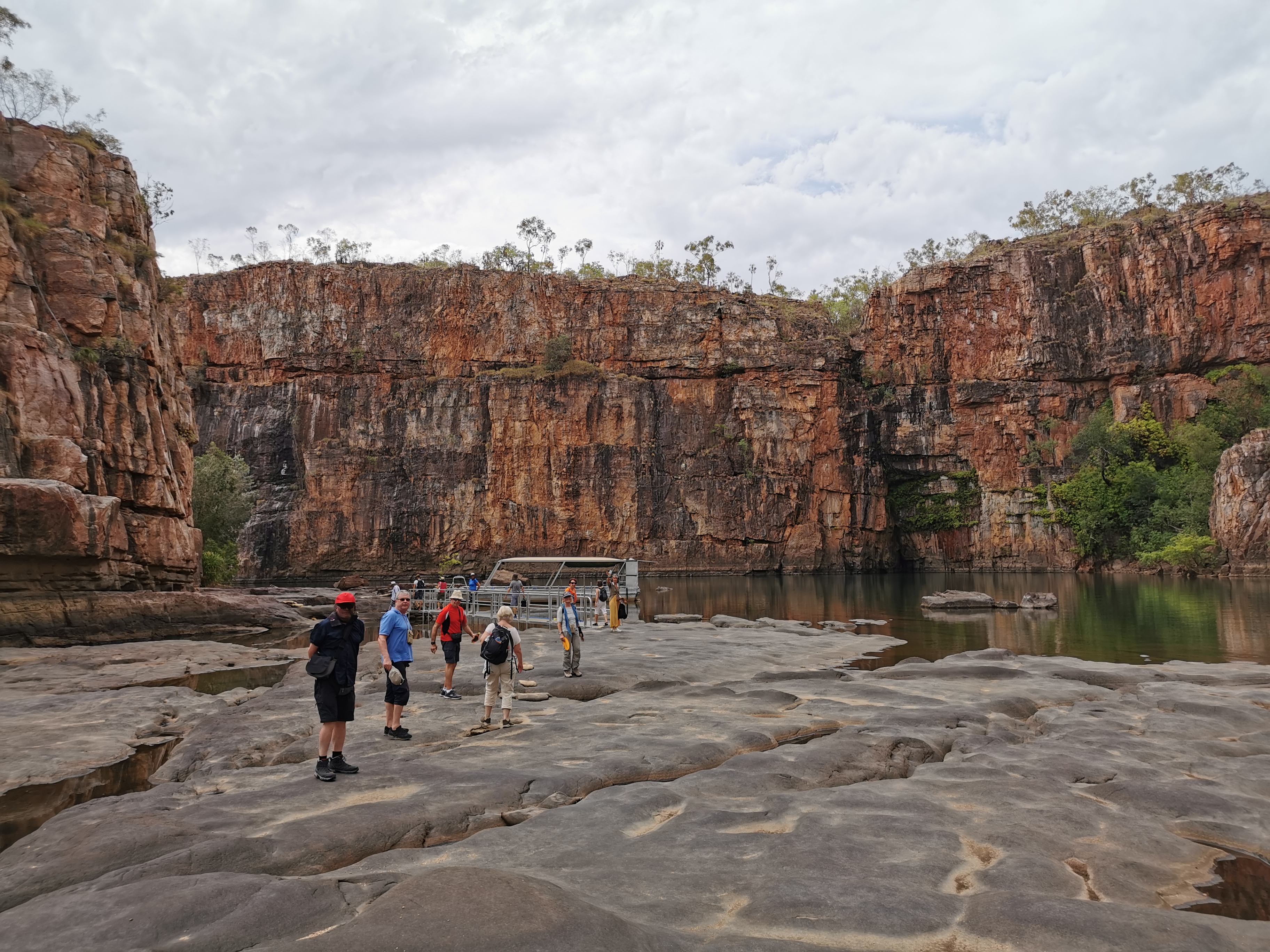 Katherine Gorge & Edith Falls 1 Day Tour