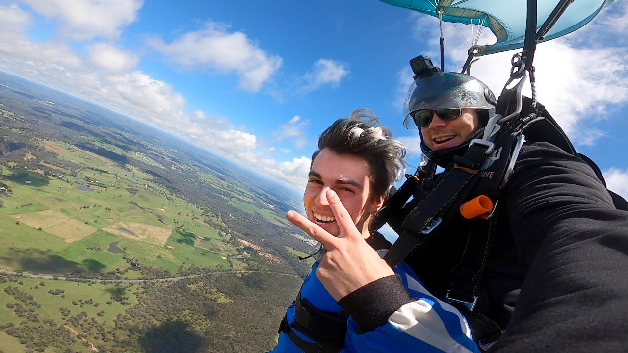 [자유낙하] HOT 픽톤 스카이다이빙 15,000ft (Sydney Skydivers)