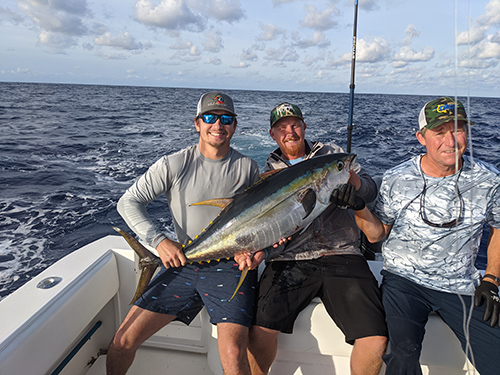 Overnight Charter On 41' Seahunter