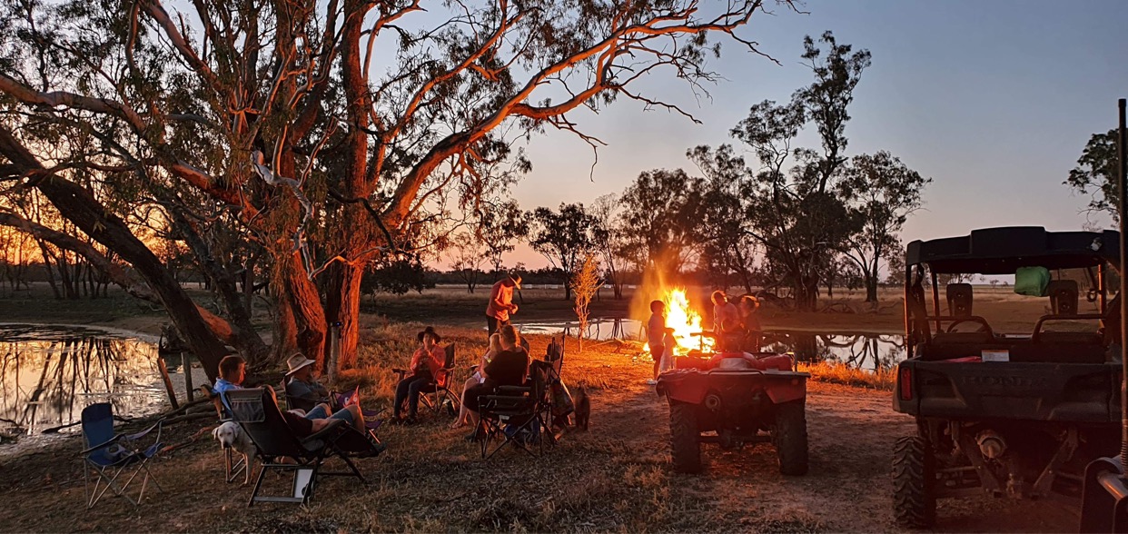 Camping Lightning Ridge
