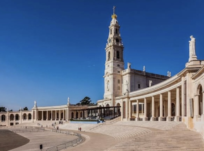 Fatima - Batalha - Nazare' -Obidos Tour