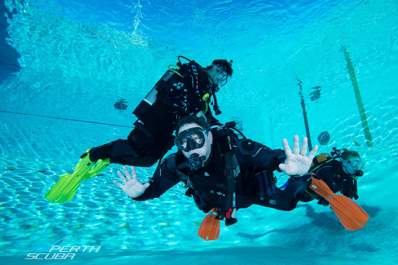 Discover Scuba Diving at Perth beach or pool - Perth Scuba Reservations