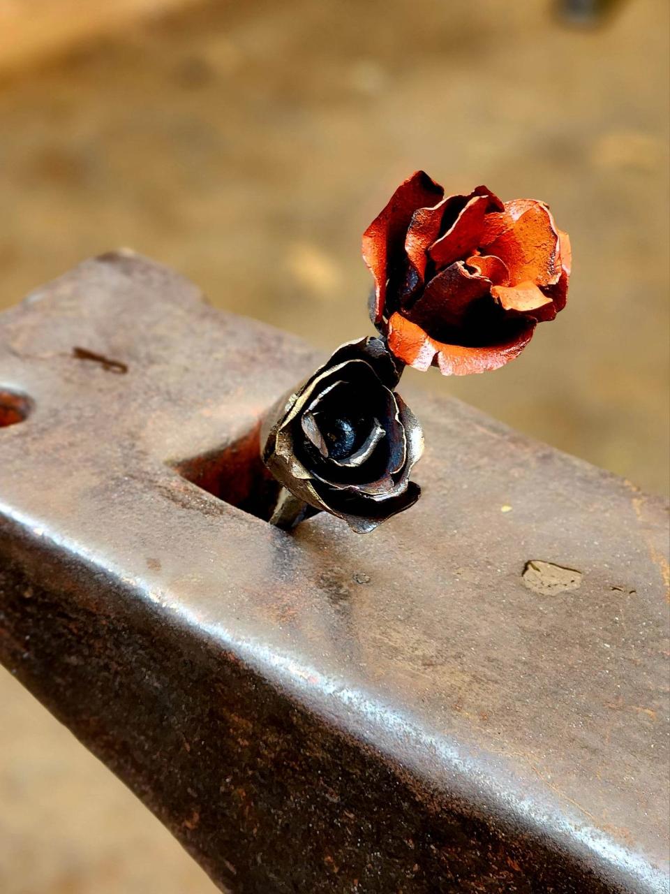 Date Night Metal Rose