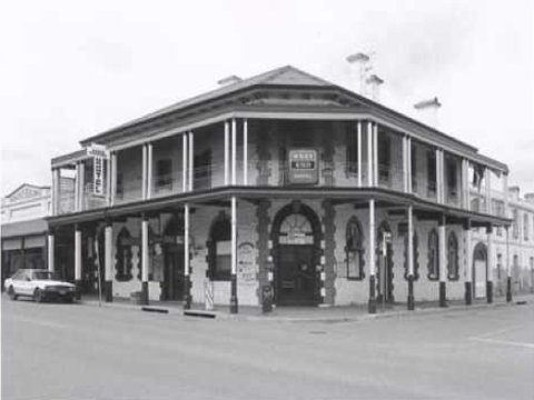 North Kapunda Hotel Paranormal Lockin