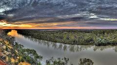 Adelaide Hills Tour with River Murray 3 Hour Lunch Cruise.