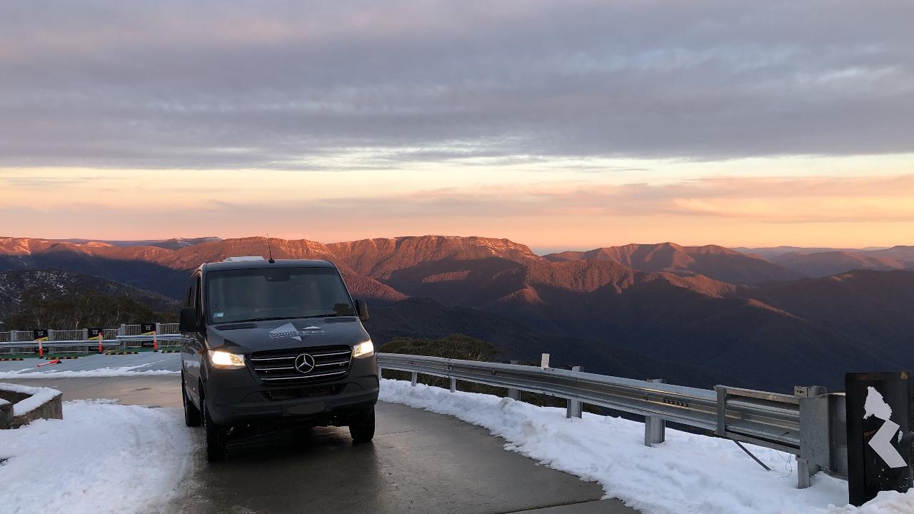 Melbourne Airport (Tullamarine) to Mount Buller (Return) 