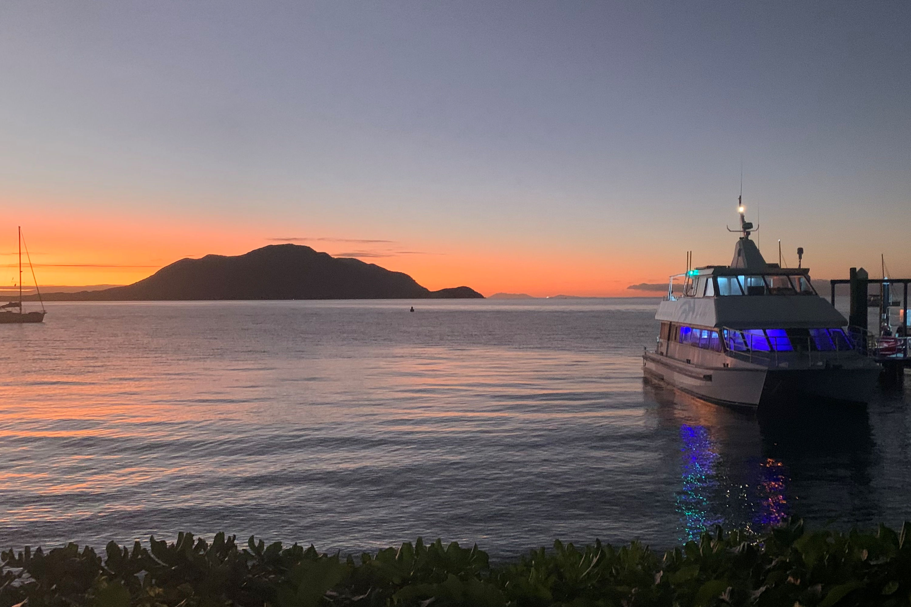 QuickCoast Xpeditions | Townsville to Cairns | Thursday | 4days/3nights | Northbound Cruise Xpedition | One-Way | 07.30am