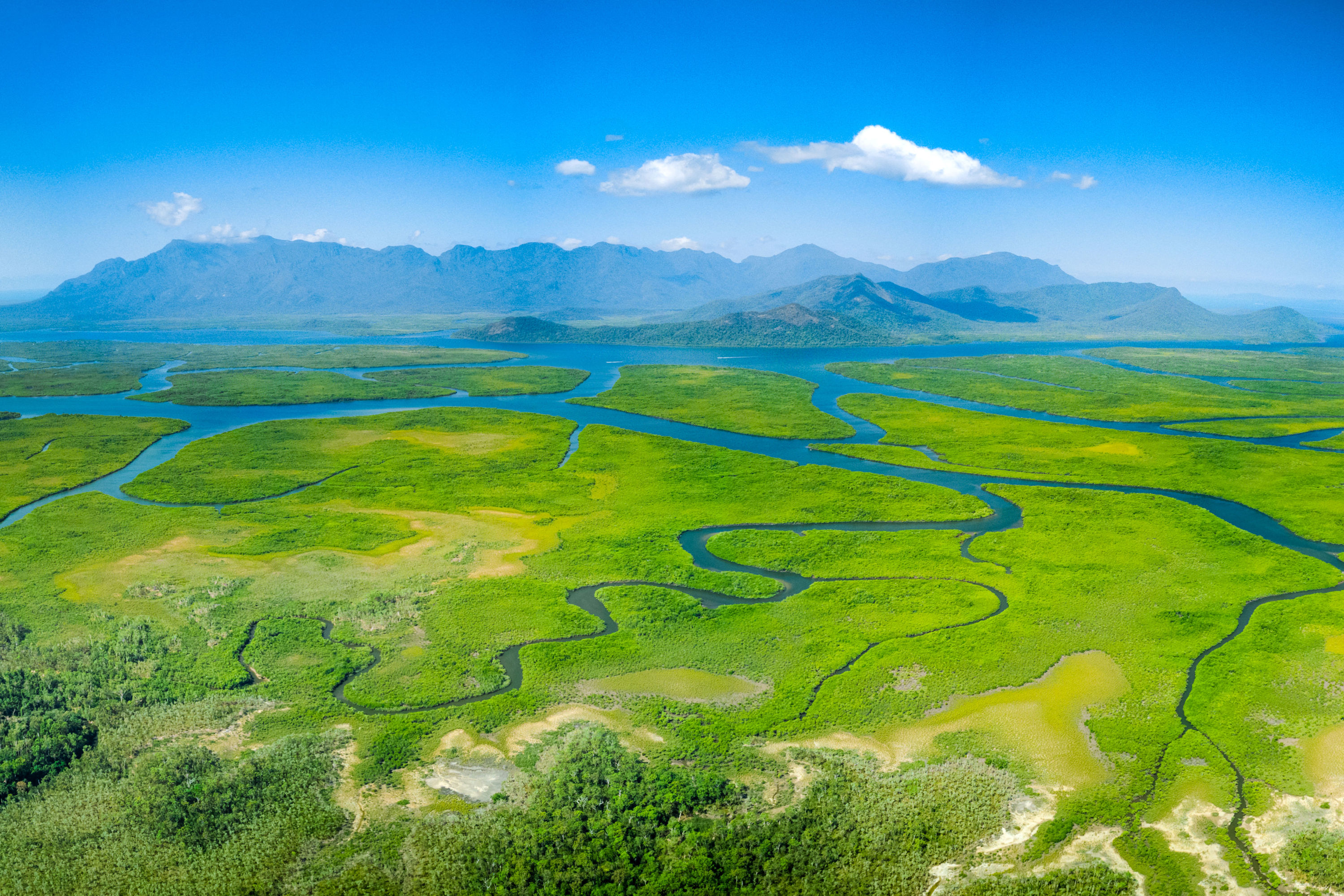 Mission Beach to Townsville | Thursday | Southbound Hinchinbrook Coast | One-Way | 09.00am