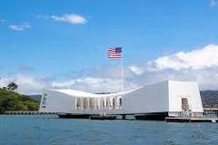 Pearl Harbor + City Tour