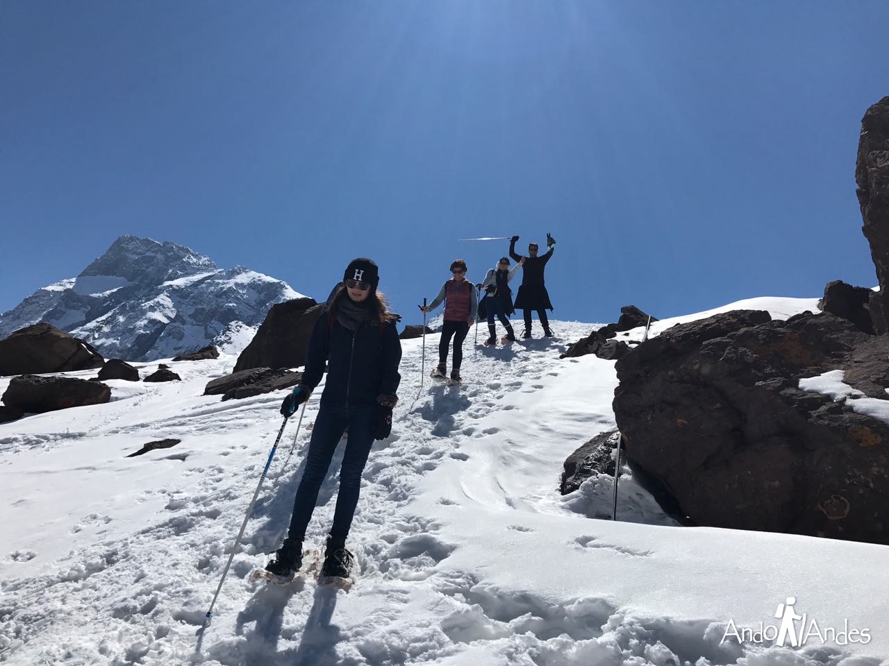 Volcano Snow Hike 4k- Raquetas de nieve/Snowshoeing in Cajón del Maipo from Santiago PRIVATE
