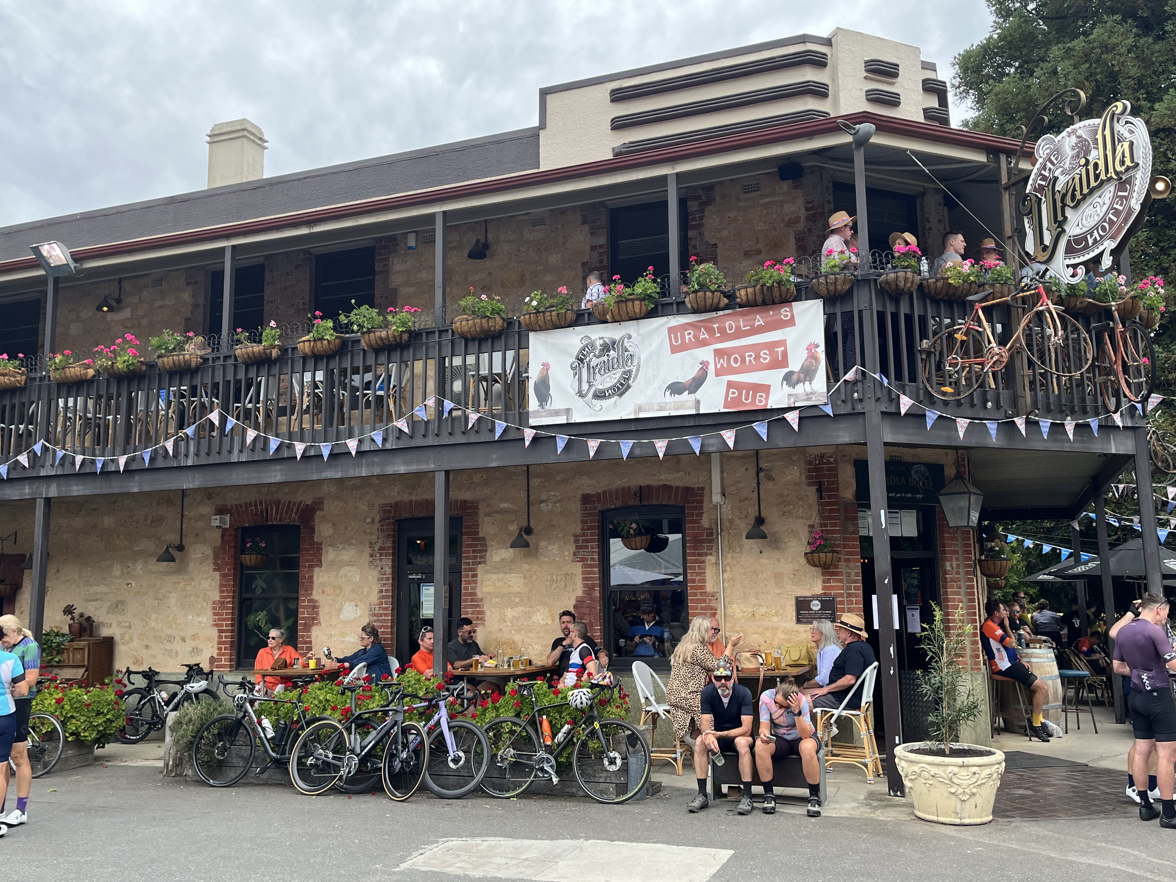 Adelaide Hills Village to Village e-Bike Easy Self-Guided Tour