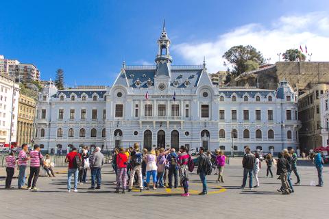 Private Valparaíso Offbeat Walking Tour// Tour Privado Caminando Valparaíso Cultura