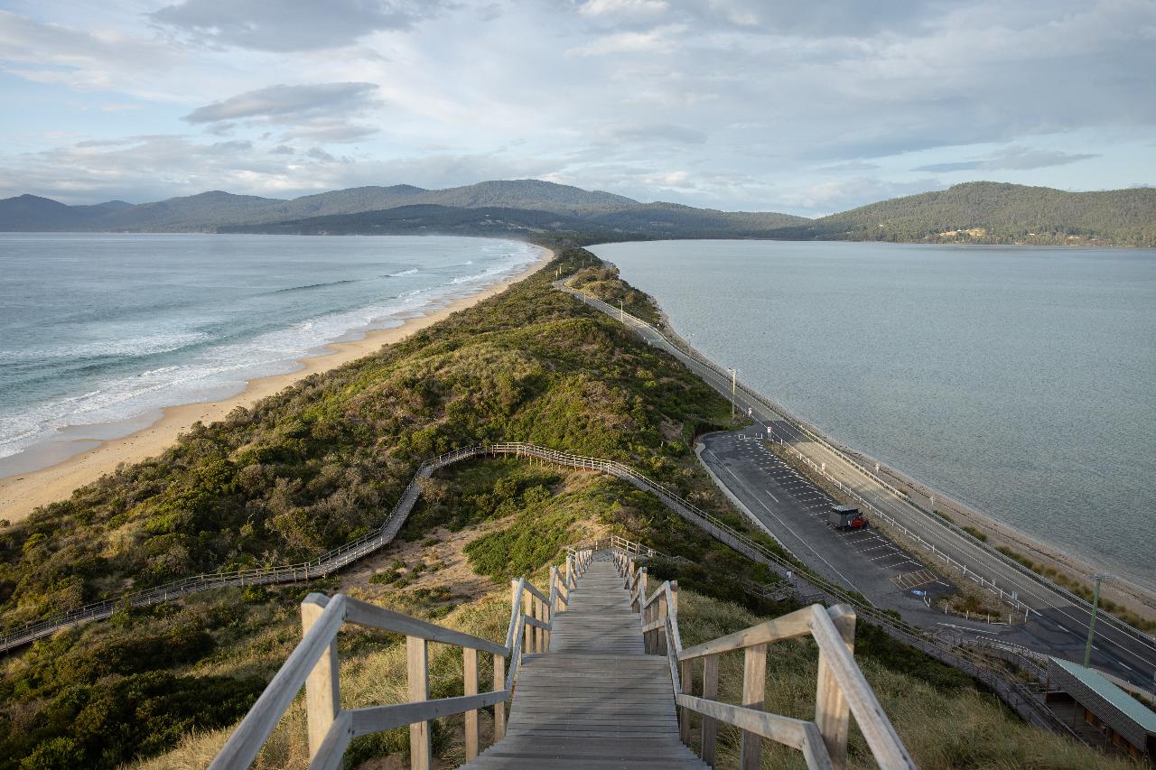 Hobart to Bruny Island / Satellite Island or vice verse