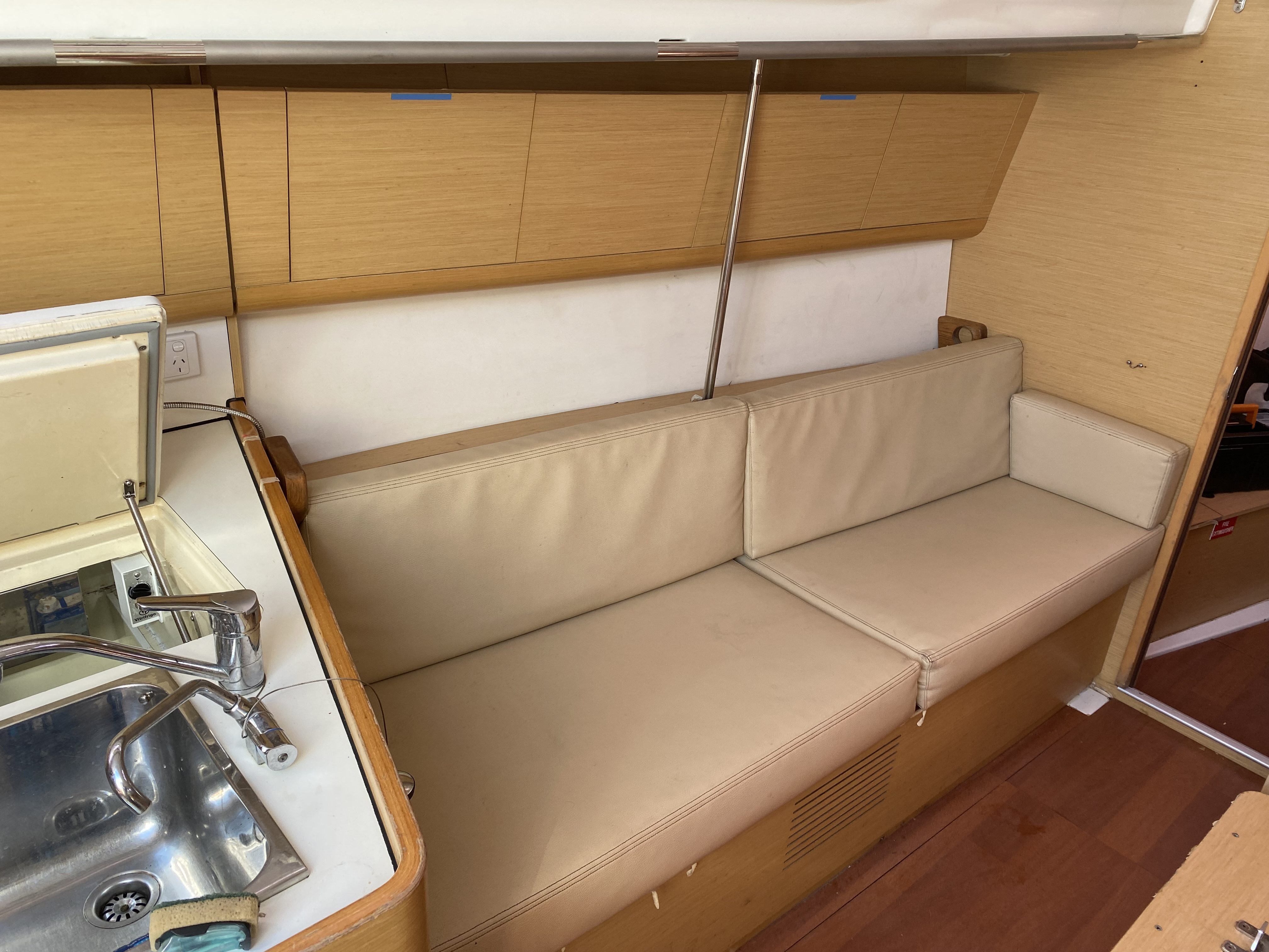 Beneteau 40.7 Chancellor Skippered Charter 2-8 hours
