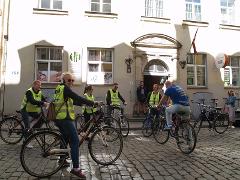 Riga Highlights Bike tour ( ENGLISH )