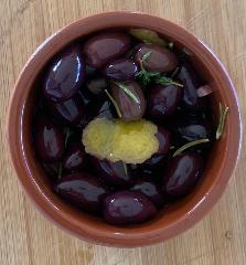 Peninsula Providore Pick your own Olives Tour & Tasting for 2