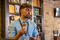 Private 4-Hour Porto Tuk Tuk Tour with Port Wine Cellar Visit & Tasting EN