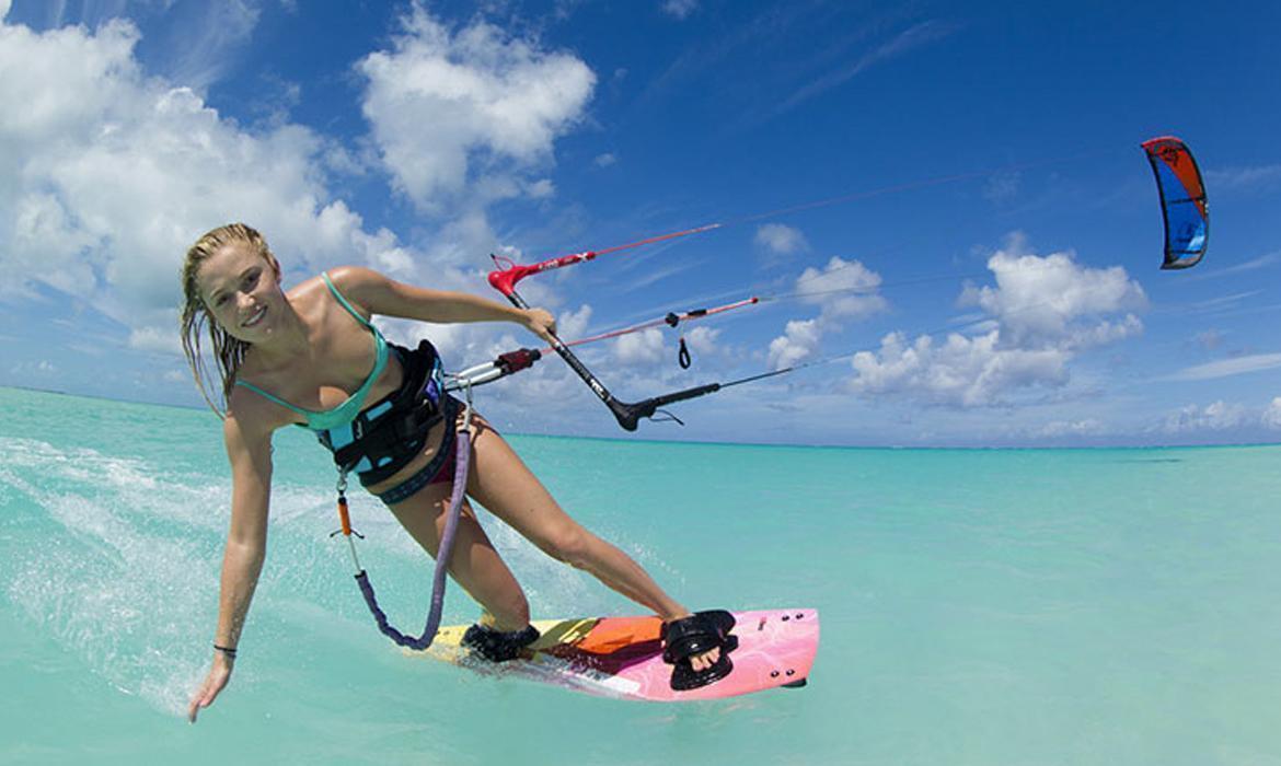 KITESURF LESSONS