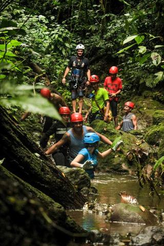 78Canyoning_Waterfall_Rappeling_CostaRica