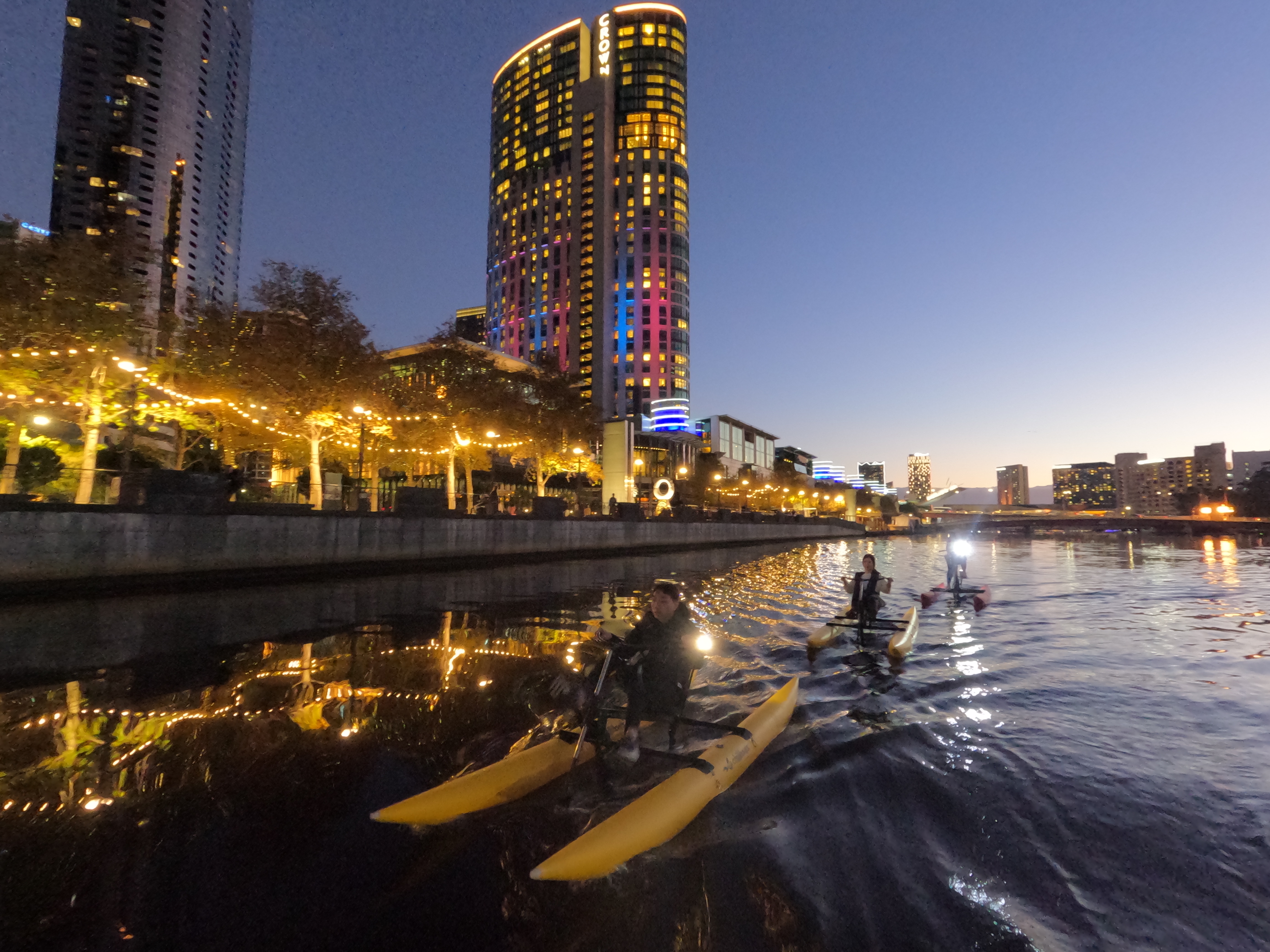 Yarra River Twilight Upright Waterbike Tour