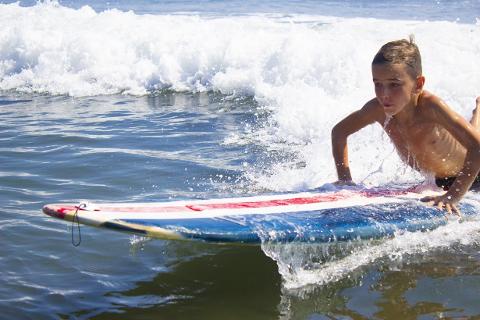 Surf Lesson for beginners - Playa dominicalito