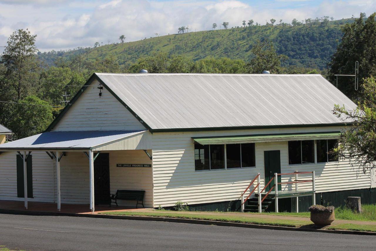 8.30am Linville to Yarraman shuttle