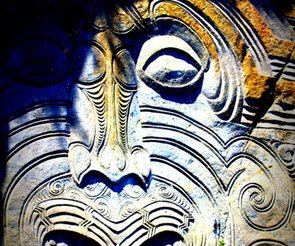 09.30hrs (09.30am), Maori Rock Carvings, Early Bird Special!