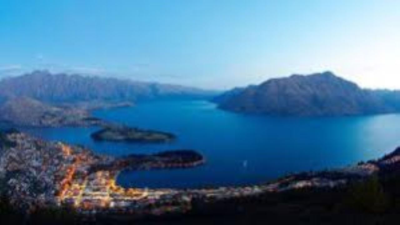 Te Anau to Queenstown Bus Transfer 