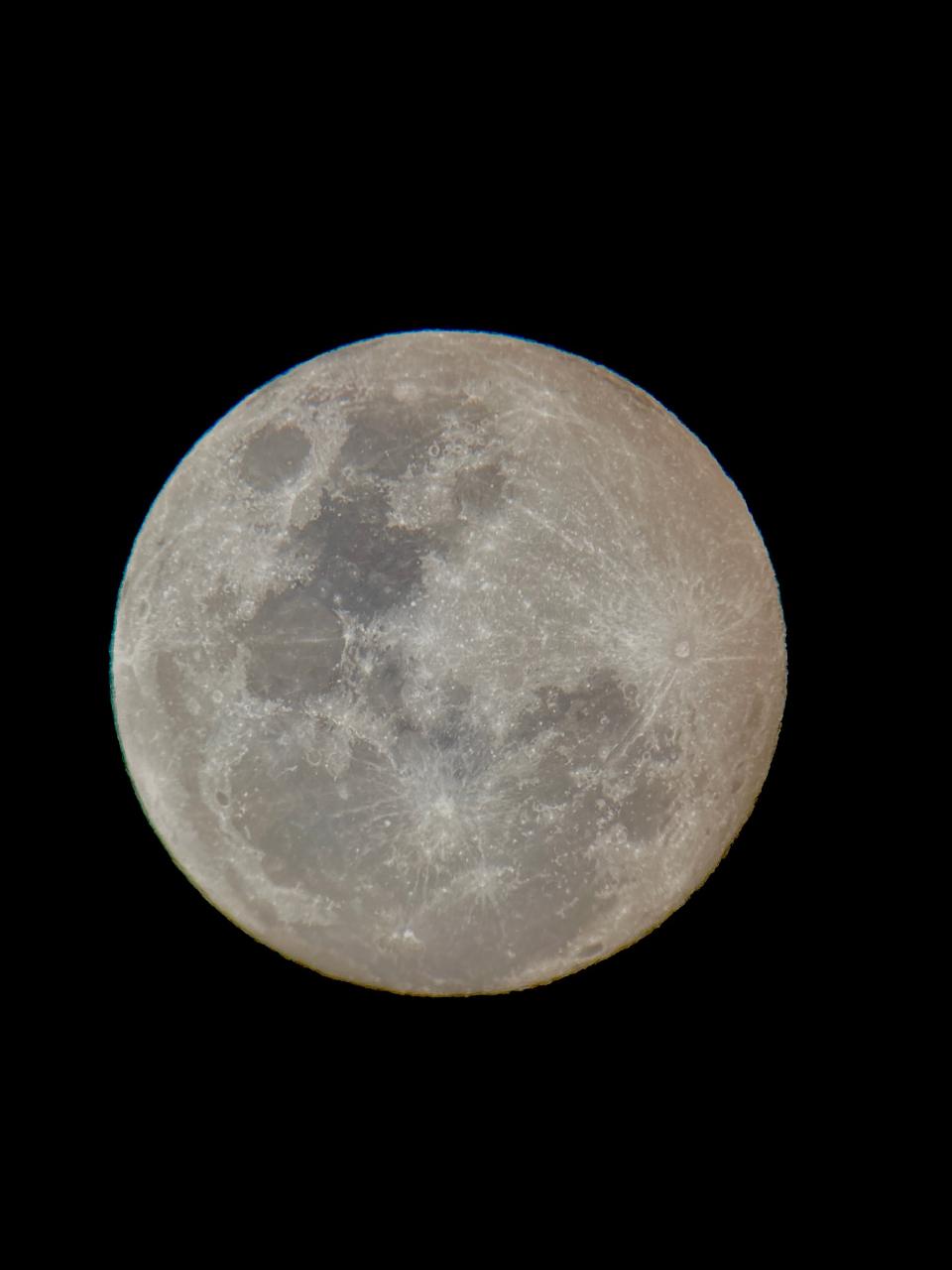 Drawing the Moon