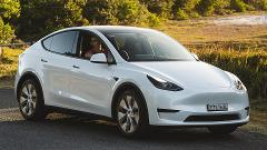 Private Tesla Transfer - Byron Bay to Brisbane Airport