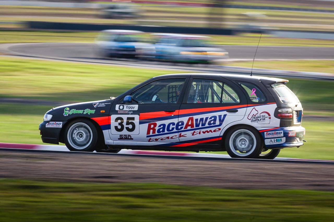 Nissan Pulsar N15 Race Car
