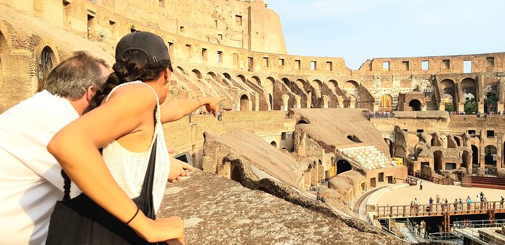Colosseum guided tour +skip the line ticket ENGLISH