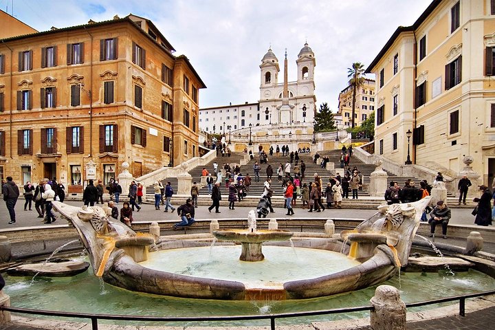 Rome by night: Spanish square, Trevi's fountain, Pantheon, Navona square