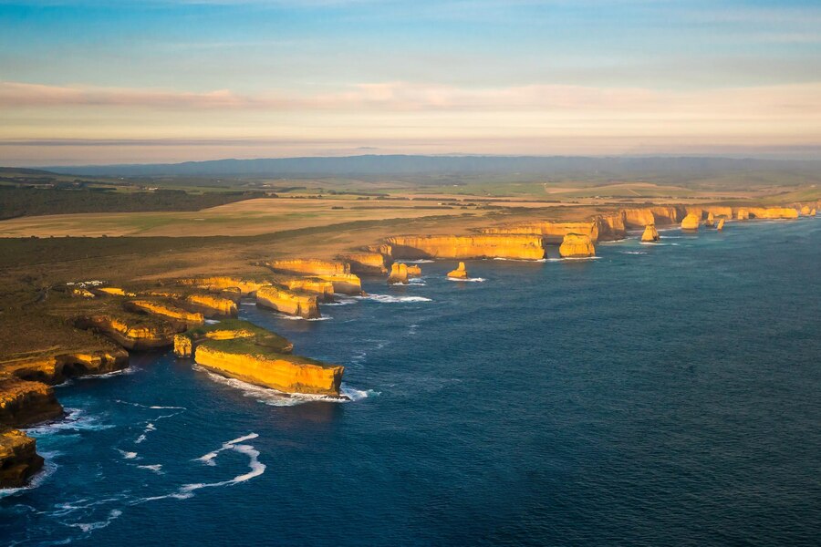 12 Apostles Great Ocean Road See The Icons Great Ocean Aviation   12A Lg 