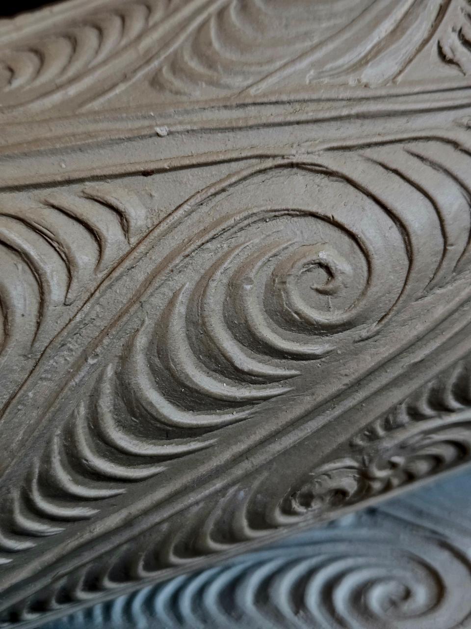 zzNga Kaihanga Uku: Make a Carved Ceramic Roller with Fleur Palmer