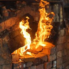 4-Day Wood Firing Workshop with Sarah Harrison and Darryl Frost